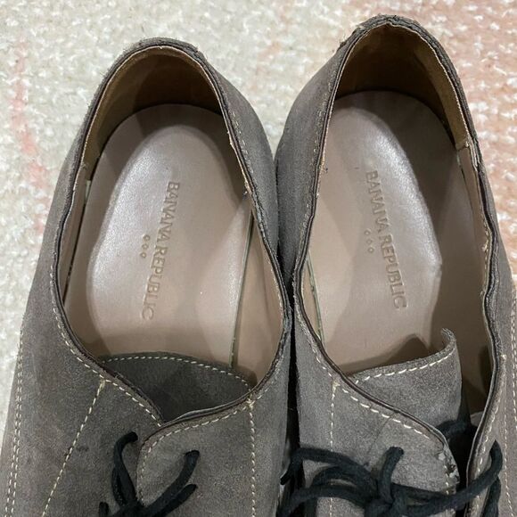 Banana Republic Factory Dress Shoe grey. - Picture 4 of 5